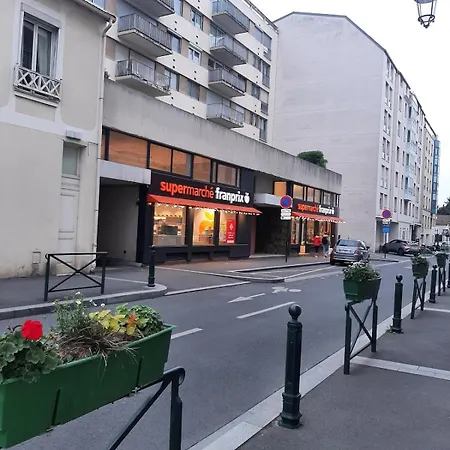 - Proche La Defense * Nanterre