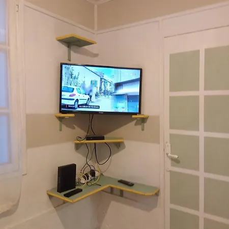 Apartment - Proche La Defense *